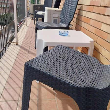 Una Stanza In Centro Gaeta Buitenkant foto